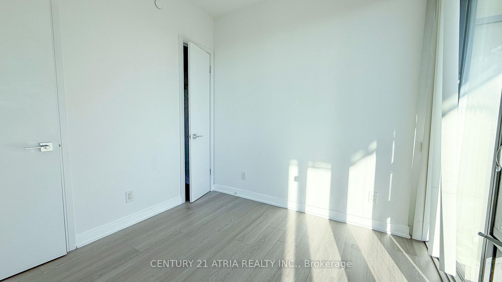 Photo 12 at 1805 - 57 St. Joseph Street, Bay Street Corridor, Toronto Photo 12 at 1805 - 57 St. Joseph Street, Bay Street Corridor, Toronto