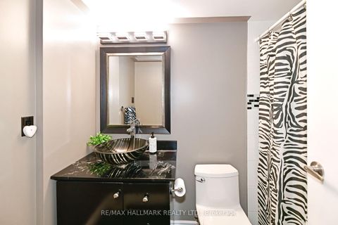 Photo 19 at 808 - 7601 Bathurst Street, Yorkhill, Vaughan