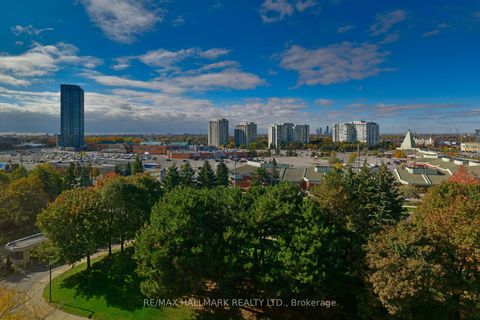 Photo 24 at 808 - 7601 Bathurst Street, Yorkhill, Vaughan