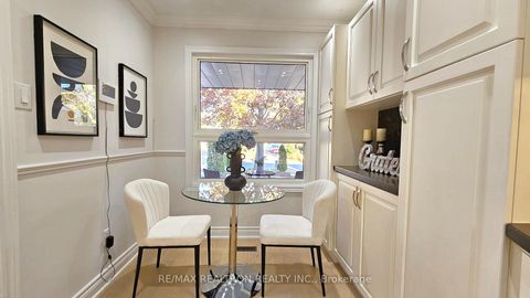 Photo 7 at 19 Pondtail Drive, Milliken, Toronto