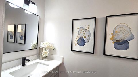 Photo 8 at 19 Pondtail Drive, Milliken, Toronto