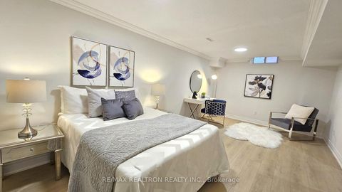 Photo 17 at 19 Pondtail Drive, Milliken, Toronto