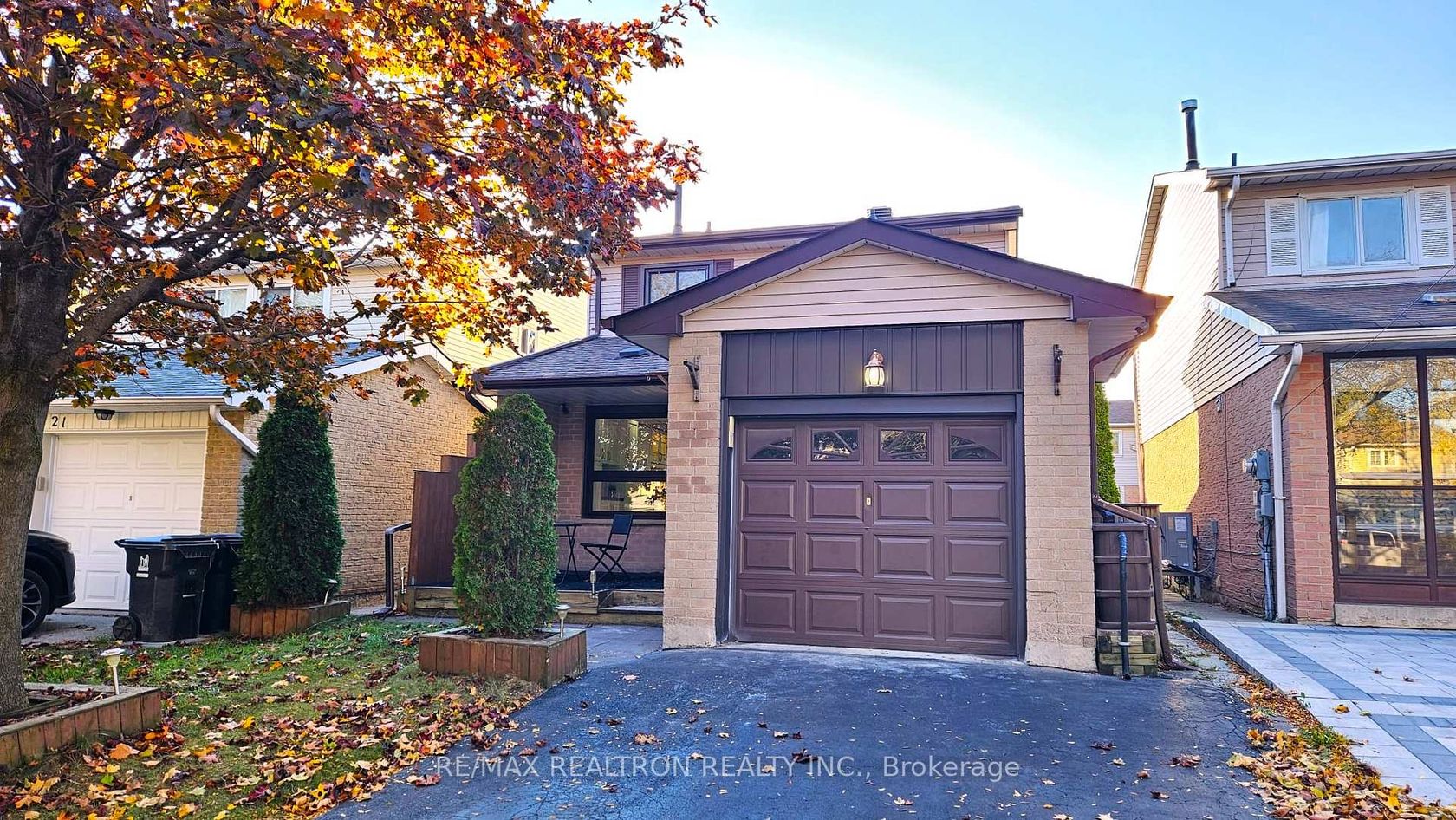 19 Pondtail Drive, Milliken, Toronto 