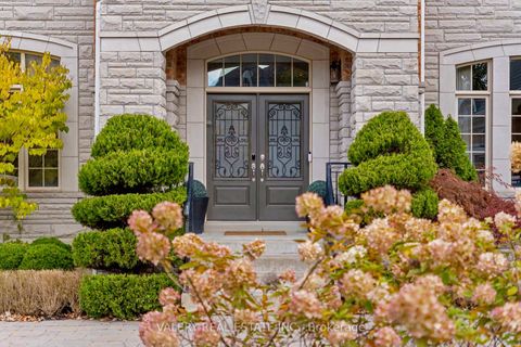 Photo 1 at 211 Grand Vellore Crescent, Vellore Village, Vaughan