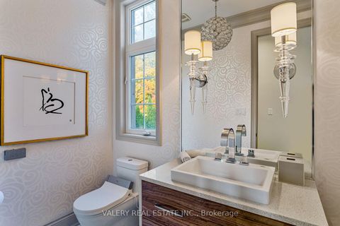 Photo 9 at 211 Grand Vellore Crescent, Vellore Village, Vaughan