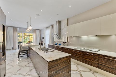 Photo 18 at 211 Grand Vellore Crescent, Vellore Village, Vaughan