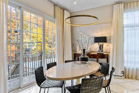 Photo 20 at 211 Grand Vellore Crescent, Vellore Village, Vaughan