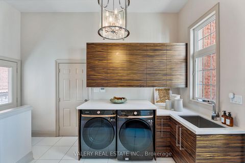 Photo 22 at 211 Grand Vellore Crescent, Vellore Village, Vaughan