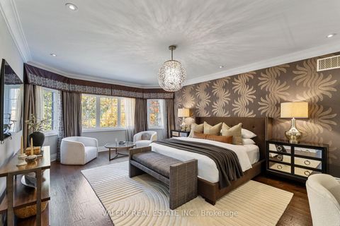 Photo 26 at 211 Grand Vellore Crescent, Vellore Village, Vaughan