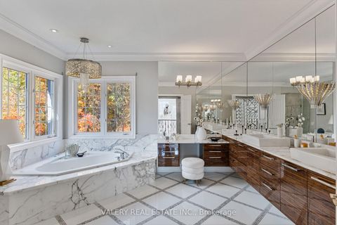 Photo 28 at 211 Grand Vellore Crescent, Vellore Village, Vaughan