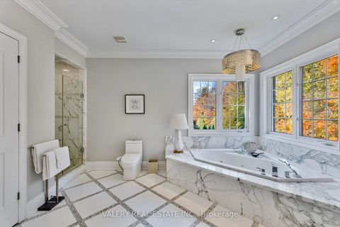 Photo 29 at 211 Grand Vellore Crescent, Vellore Village, Vaughan