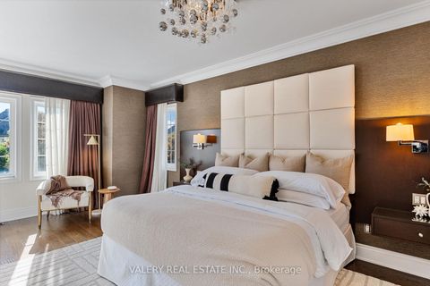 Photo 30 at 211 Grand Vellore Crescent, Vellore Village, Vaughan