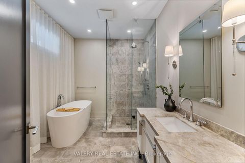 Photo 41 at 211 Grand Vellore Crescent, Vellore Village, Vaughan