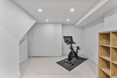 Photo 43 at 211 Grand Vellore Crescent, Vellore Village, Vaughan