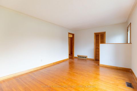 Photo 5 at 123 Redwater Drive, Kipling, Toronto