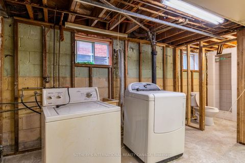 Photo 26 at 123 Redwater Drive, Kipling, Toronto