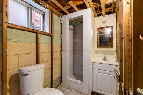 Photo 27 at 123 Redwater Drive, Kipling, Toronto