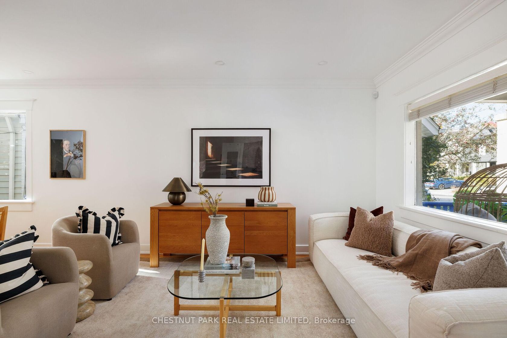 Photo 3 at 511 Merton Street, Mount Pleasant East, Toronto Photo 3 at 511 Merton Street, Mount Pleasant East, Toronto