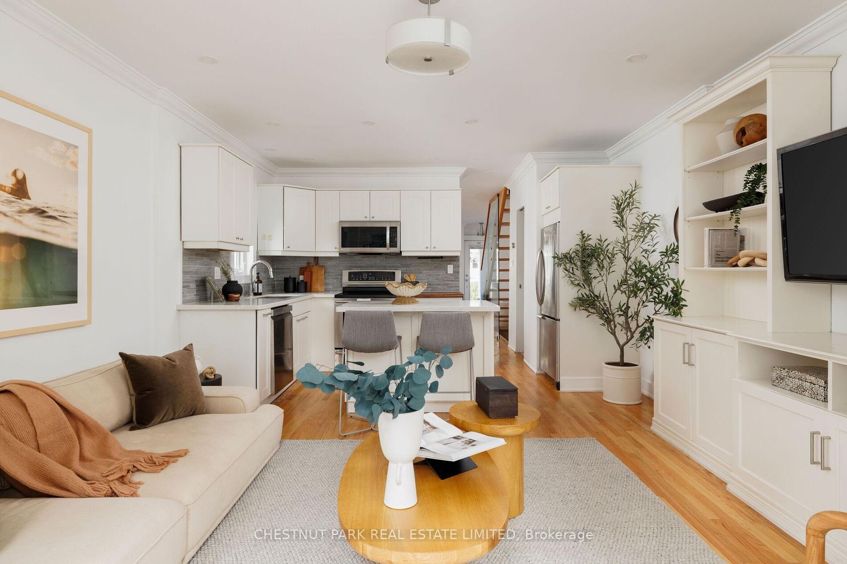 Photo 13 at 511 Merton Street, Mount Pleasant East, Toronto Photo 13 at 511 Merton Street, Mount Pleasant East, Toronto