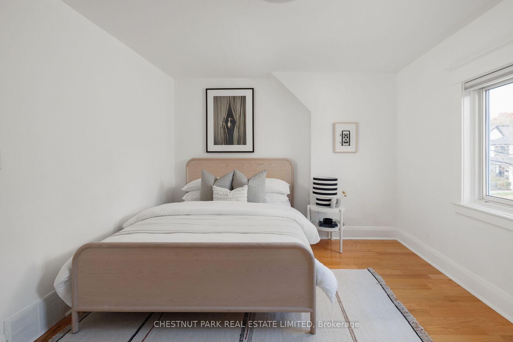 Photo 28 at 511 Merton Street, Mount Pleasant East, Toronto Photo 28 at 511 Merton Street, Mount Pleasant East, Toronto