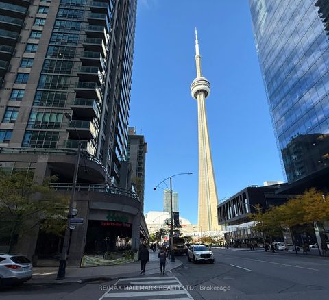 Photo 2 at 2609 - 30 Grand Trunk Crescent, Waterfront Communities C1, Toronto