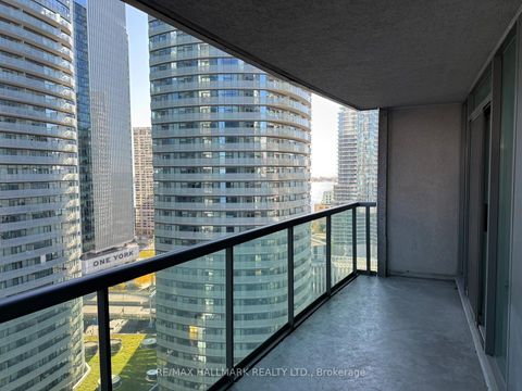 Photo 5 at 2609 - 30 Grand Trunk Crescent, Waterfront Communities C1, Toronto