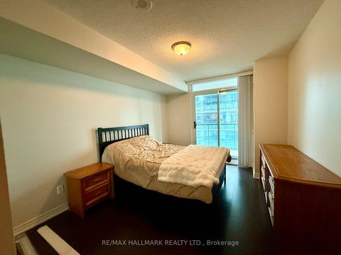 Photo 10 at 2609 - 30 Grand Trunk Crescent, Waterfront Communities C1, Toronto