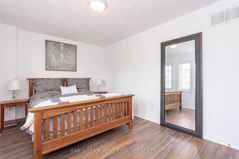 Photo 19 at 3 Saxon Road, Shore, Barrie