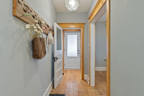 Photo 5 at 7 Wallace Avenue, Junction, Toronto