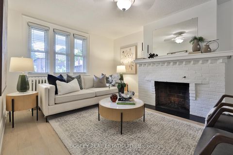 Photo 2 at 682 Hillsdale Avenue E, Mount Pleasant East, Toronto