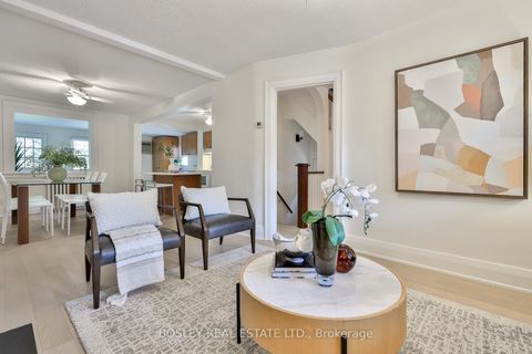 Photo 7 at 682 Hillsdale Avenue E, Mount Pleasant East, Toronto