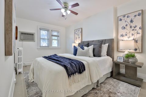 Photo 22 at 682 Hillsdale Avenue E, Mount Pleasant East, Toronto