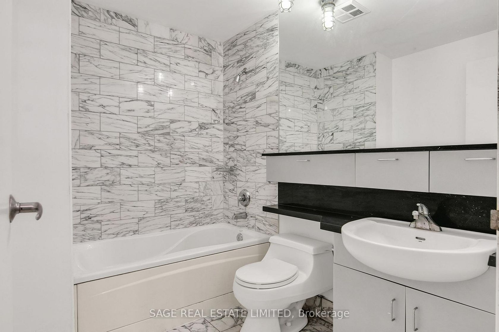 Photo 17 at 213 - 70 Alexander Street, Yonge Corridor, Toronto Photo 17 at 213 - 70 Alexander Street, Yonge Corridor, Toronto