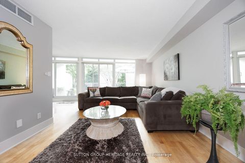Photo 4 at 126 - 550 Queens Quay W, Waterfront Communities C1, Toronto