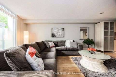 Photo 7 at 126 - 550 Queens Quay W, Waterfront Communities C1, Toronto