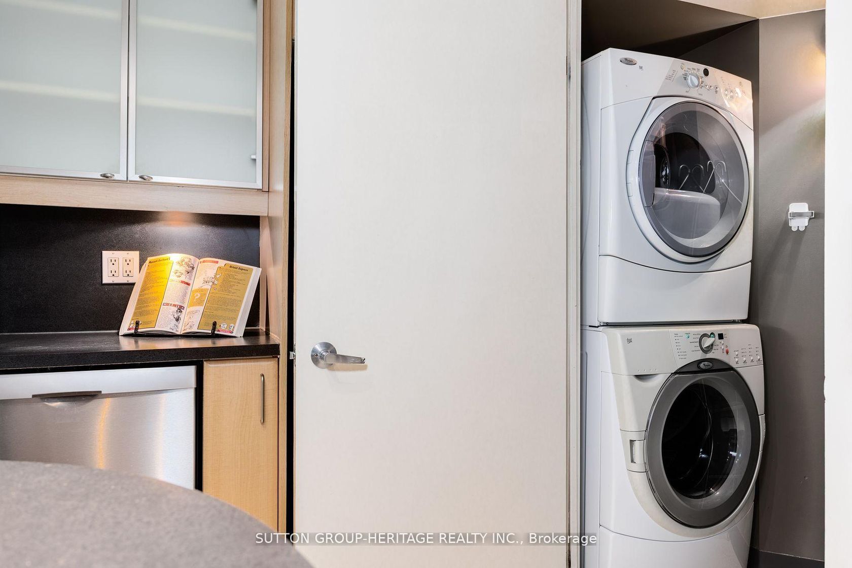 Photo 16 at 126 - 550 Queens Quay W, Waterfront Communities C1, Toronto Photo 16 at 126 - 550 Queens Quay W, Waterfront Communities C1, Toronto