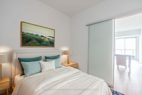 Photo 7 at 1001 - 39 Mary Street, City Centre, Barrie