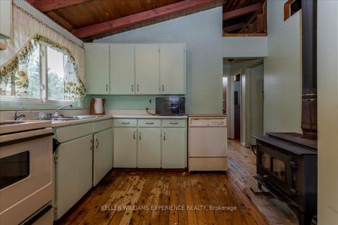 Photo 8 at 865 Blackwoods Avenue, Alcona, Innisfil