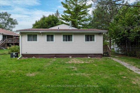 Photo 17 at 865 Blackwoods Avenue, Alcona, Innisfil