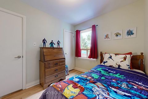 Photo 19 at 139 Tower Drive, Maryvale, Toronto