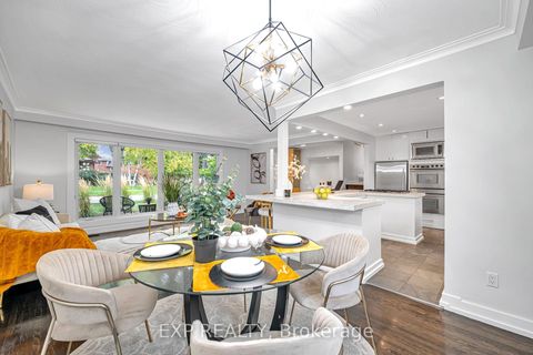 Photo 1 at 29 Newell Court, Humber Valley, Toronto