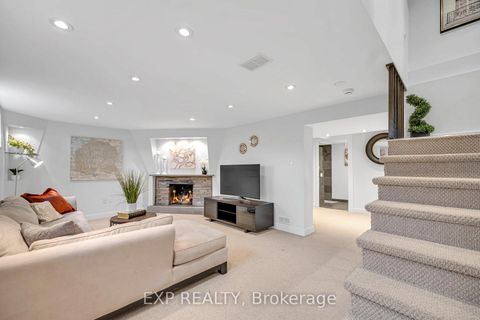 Photo 25 at 29 Newell Court, Humber Valley, Toronto