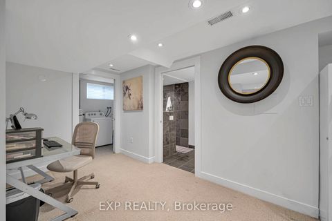 Photo 26 at 29 Newell Court, Humber Valley, Toronto