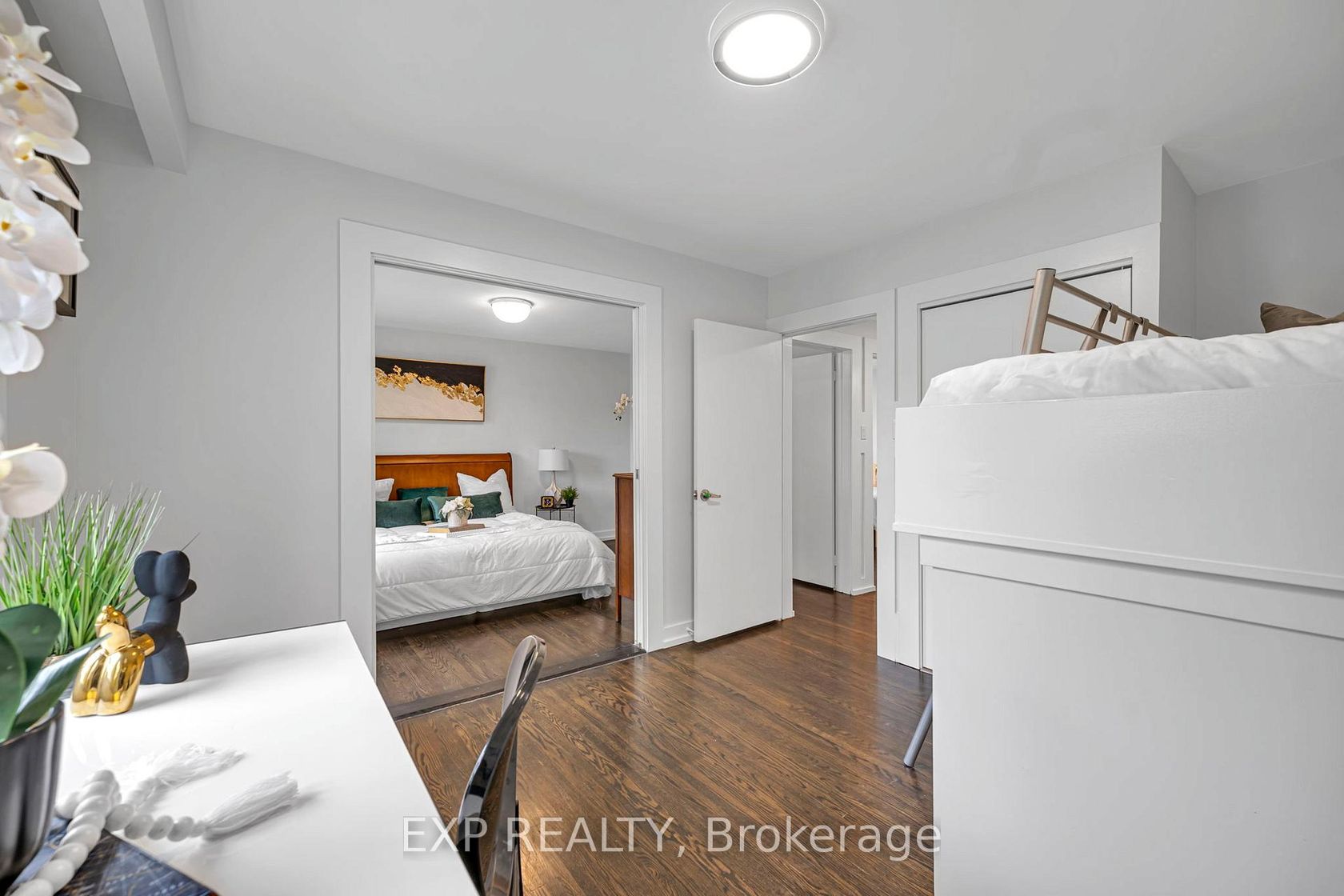 Photo 19 at 29 Newell Court, Humber Valley, Toronto Photo 19 at 29 Newell Court, Humber Valley, Toronto