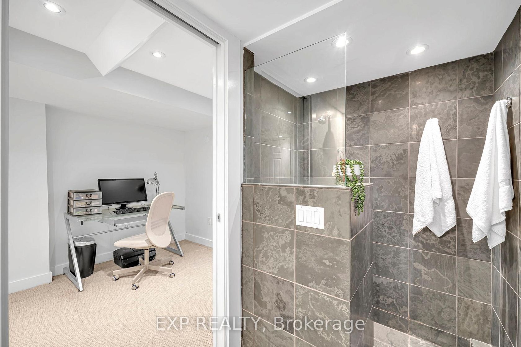 Photo 30 at 29 Newell Court, Humber Valley, Toronto Photo 30 at 29 Newell Court, Humber Valley, Toronto