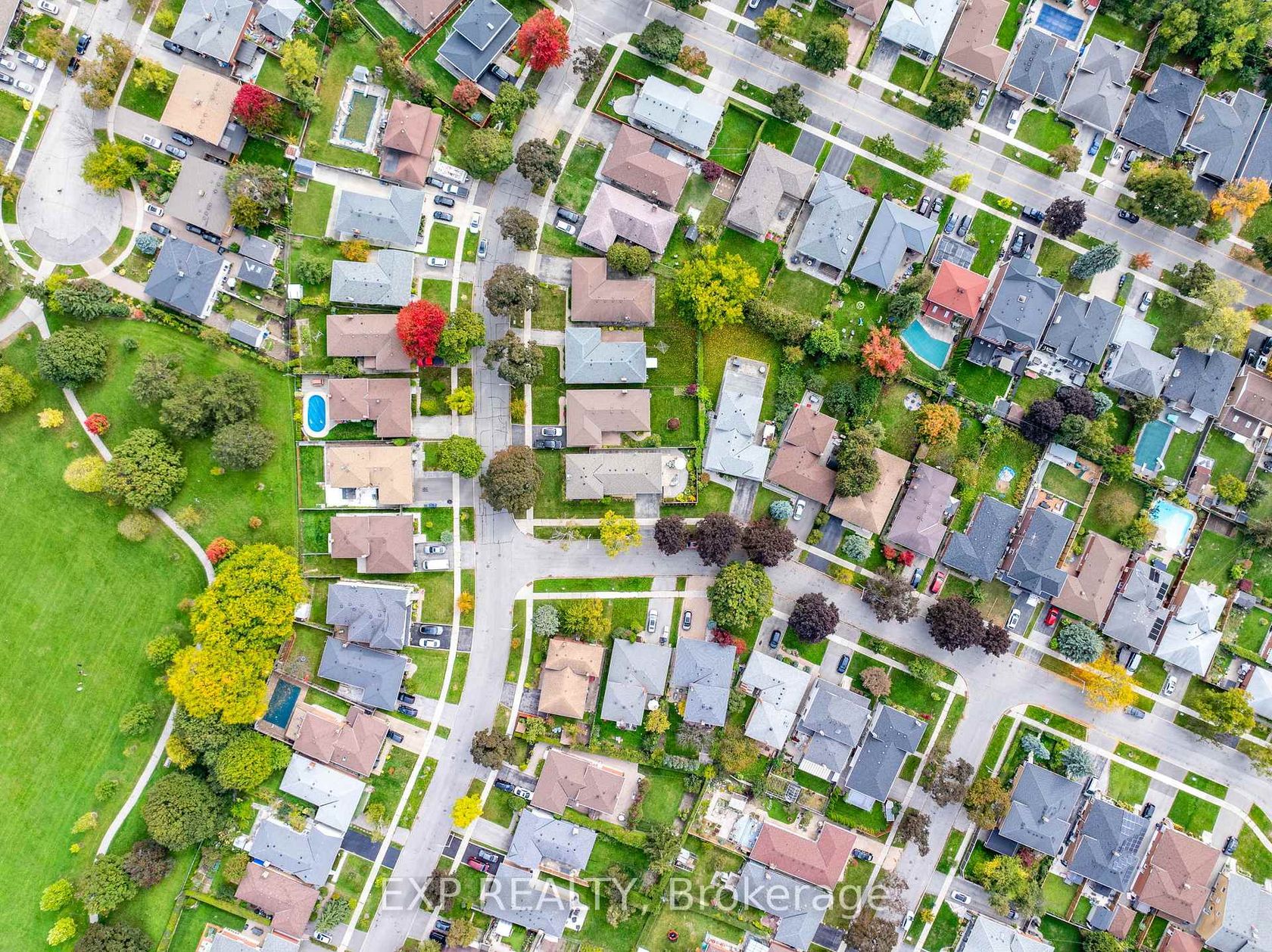 Photo 38 at 29 Newell Court, Humber Valley, Toronto Photo 38 at 29 Newell Court, Humber Valley, Toronto