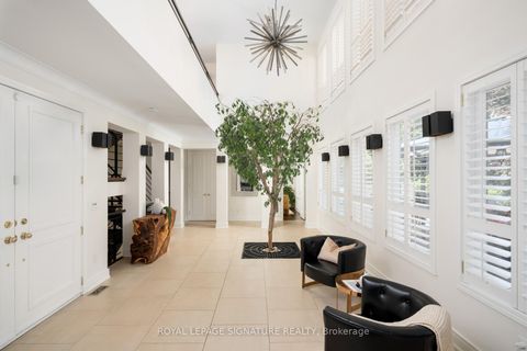 Photo 5 at 8 Harrison Road, Windfields, Toronto