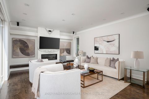 Photo 18 at 8 Harrison Road, Windfields, Toronto