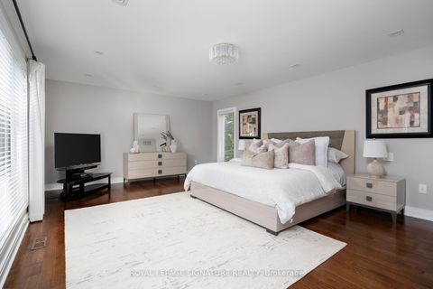 Photo 23 at 8 Harrison Road, Windfields, Toronto