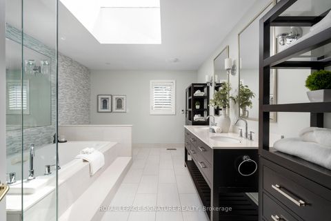 Photo 25 at 8 Harrison Road, Windfields, Toronto